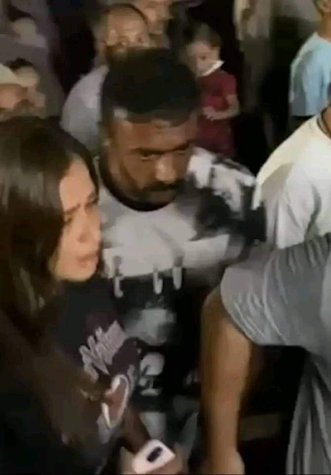 الحزن يخيم على الوسط الفني في مصر... والعوضي يرافق ياسمين عبدالعزيز في جنازة المنتجين الثلاثة